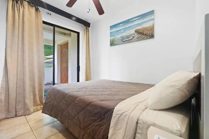 Coastal Breeze Retreat * Coco
